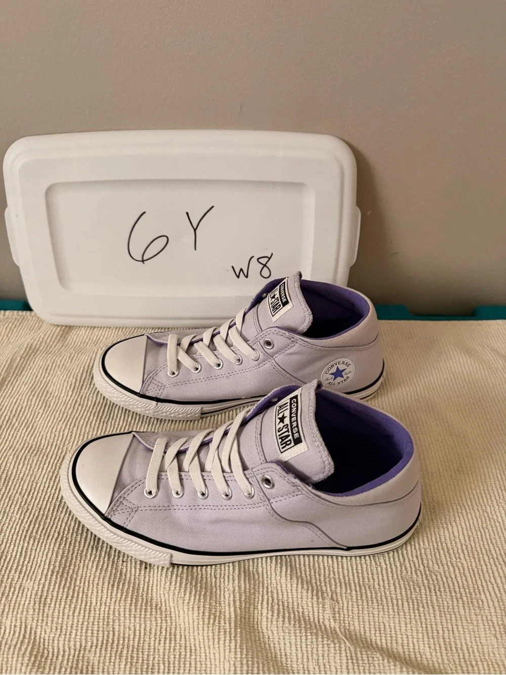 Converse All Star Women's Lavender Low Top Sneakers